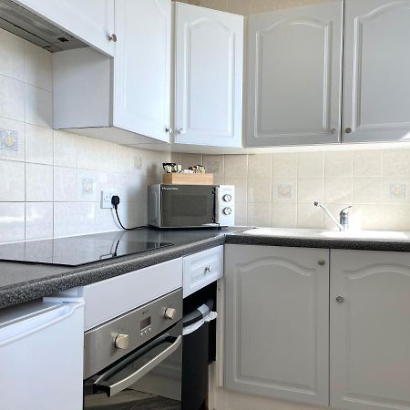Sea View Family Stay By Beach Gym & Parking Bournemouth Luaran gambar