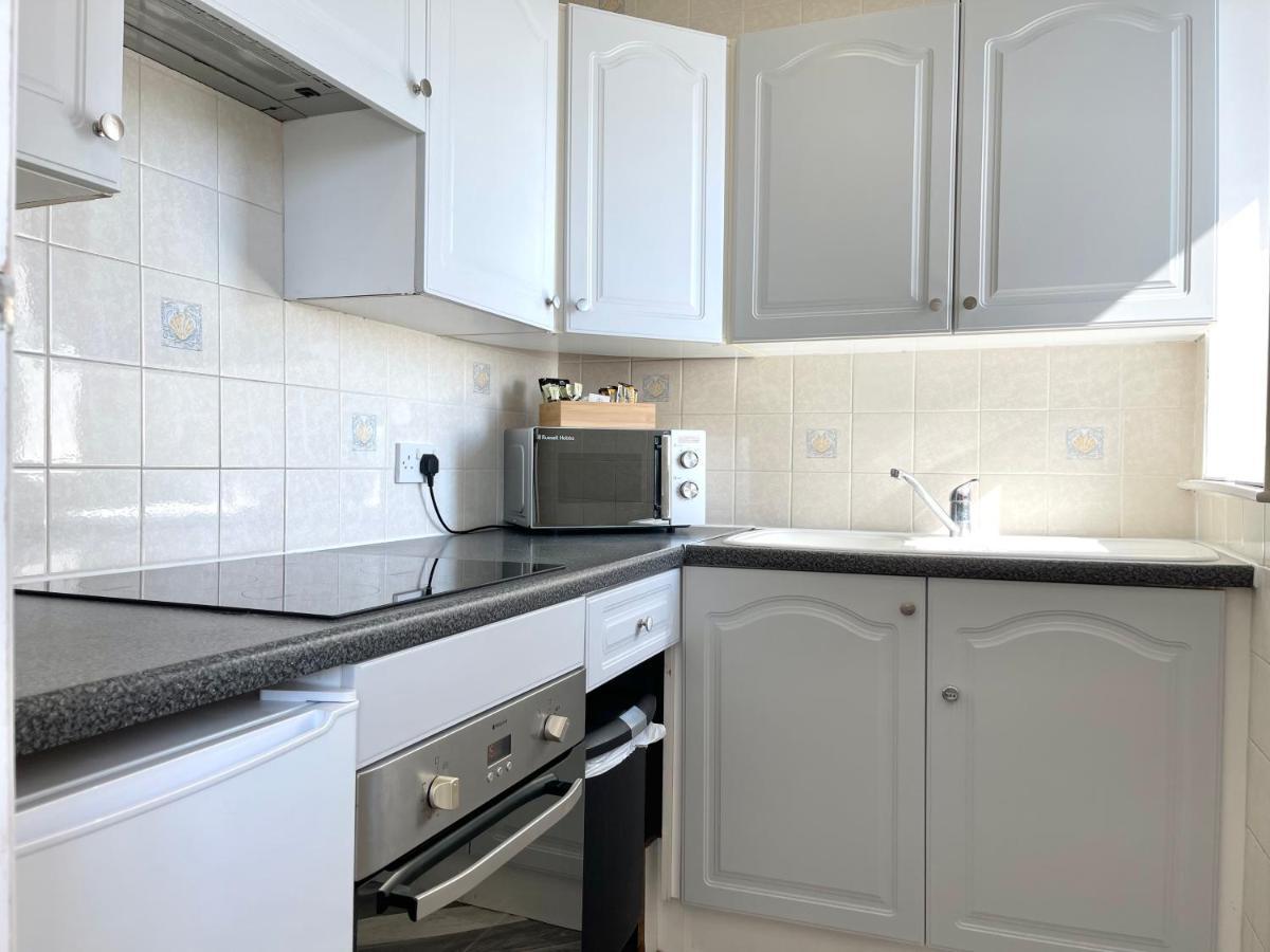 Sea View Family Stay By Beach Gym & Parking Bournemouth Luaran gambar